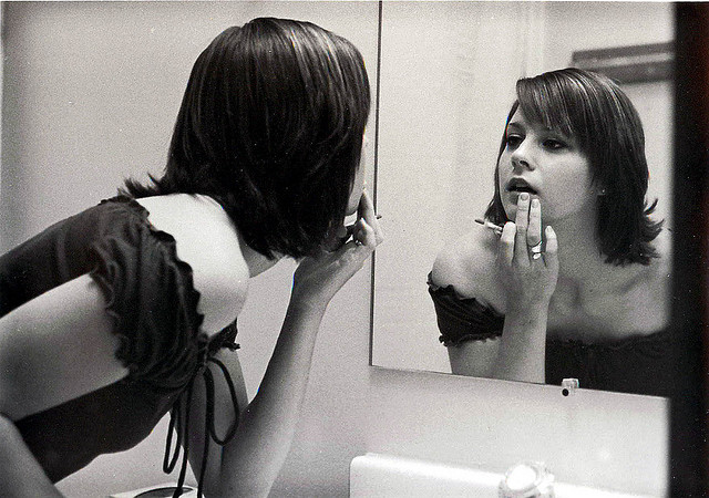 Meisje, spiegel