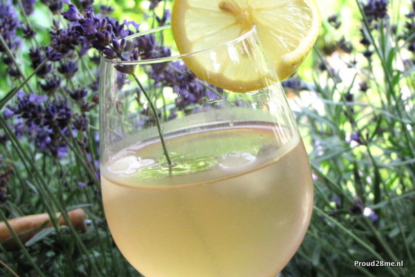 zelfmaak limonade lavendel