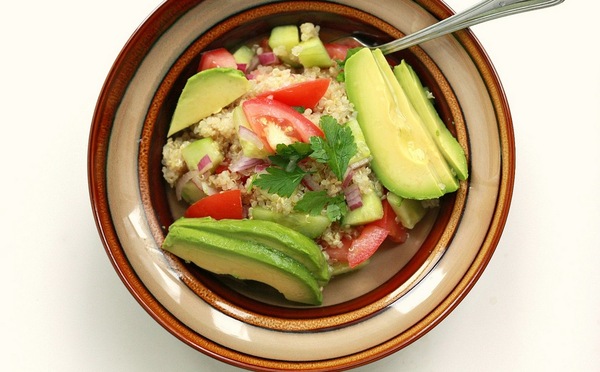 quinoa salade avocado